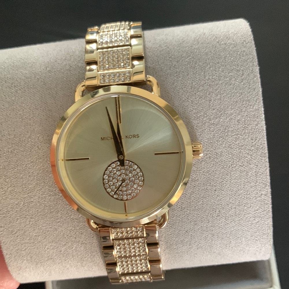 Brand new women’s Michael Kors watch